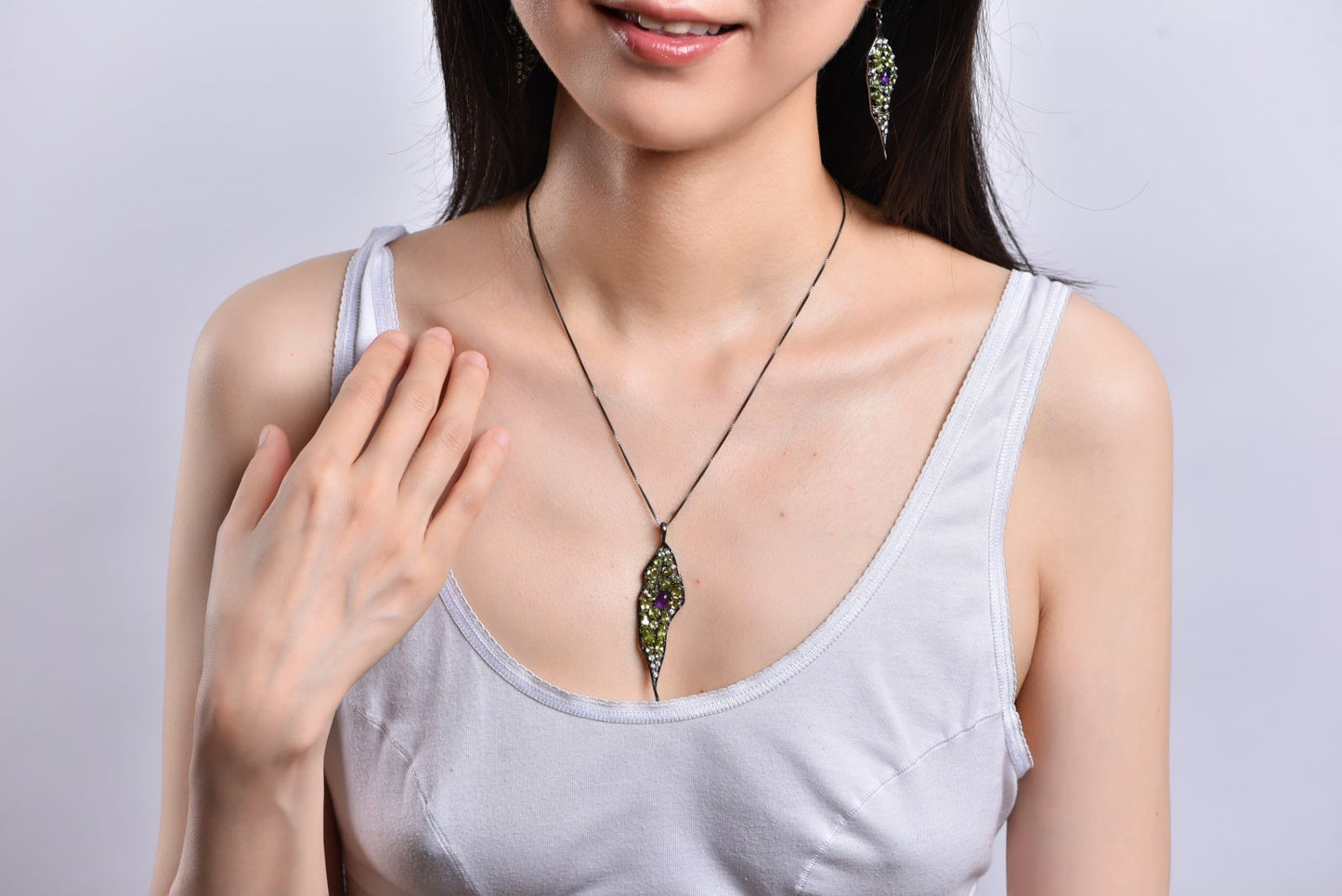 Natural Amethyst and Peridot Pendant Necklace in Silver