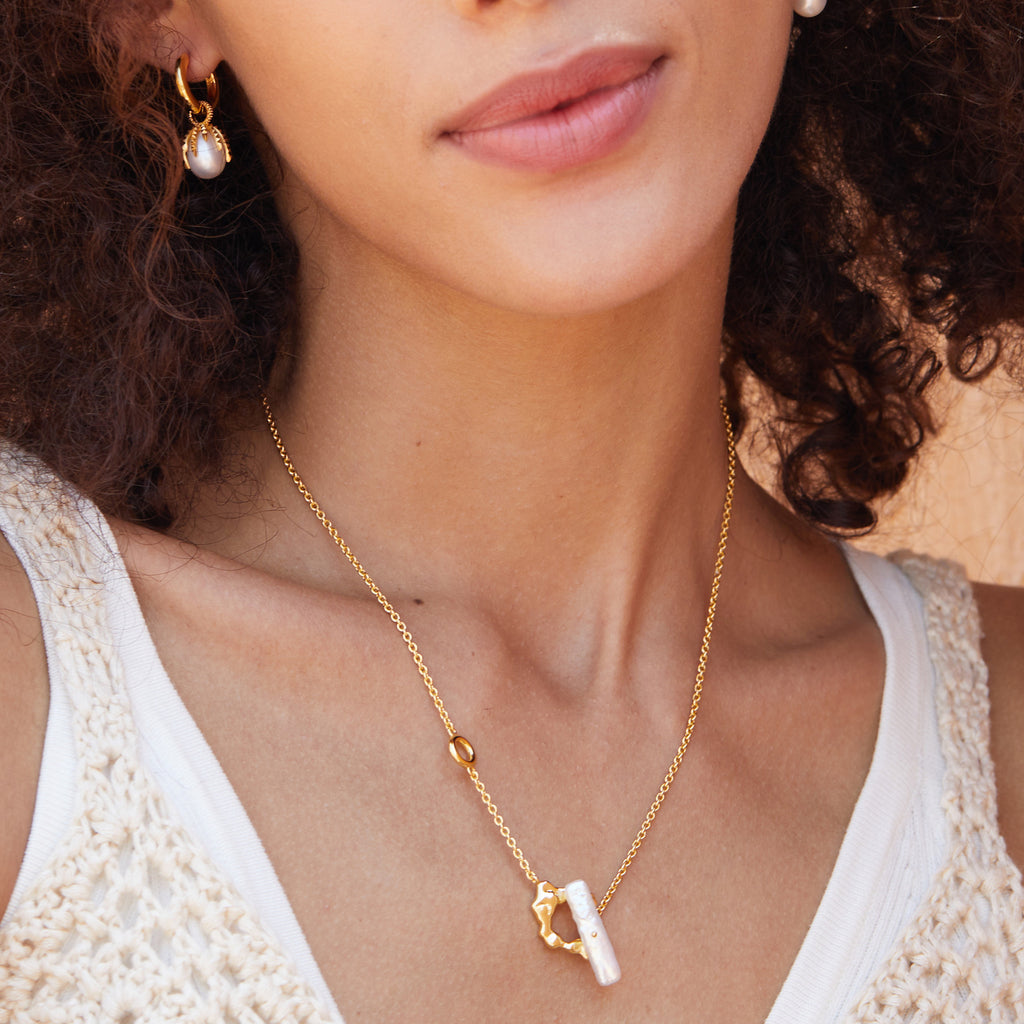 18k Gold Plated Baroque Pearl Adjustable Bar Necklace