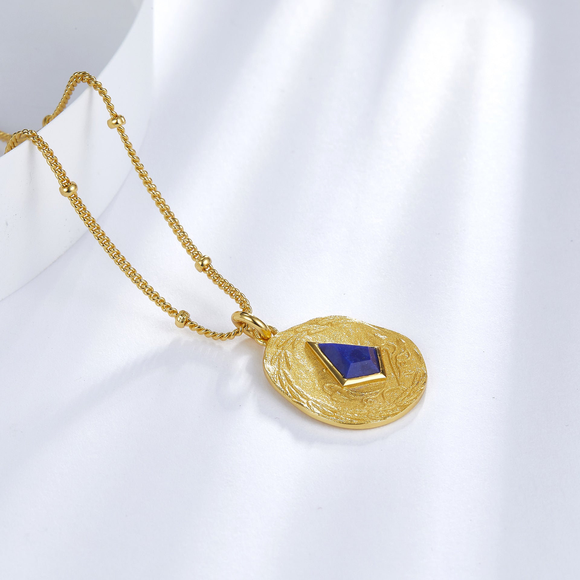 Gold Pendant Necklace with Lapis Lazuli