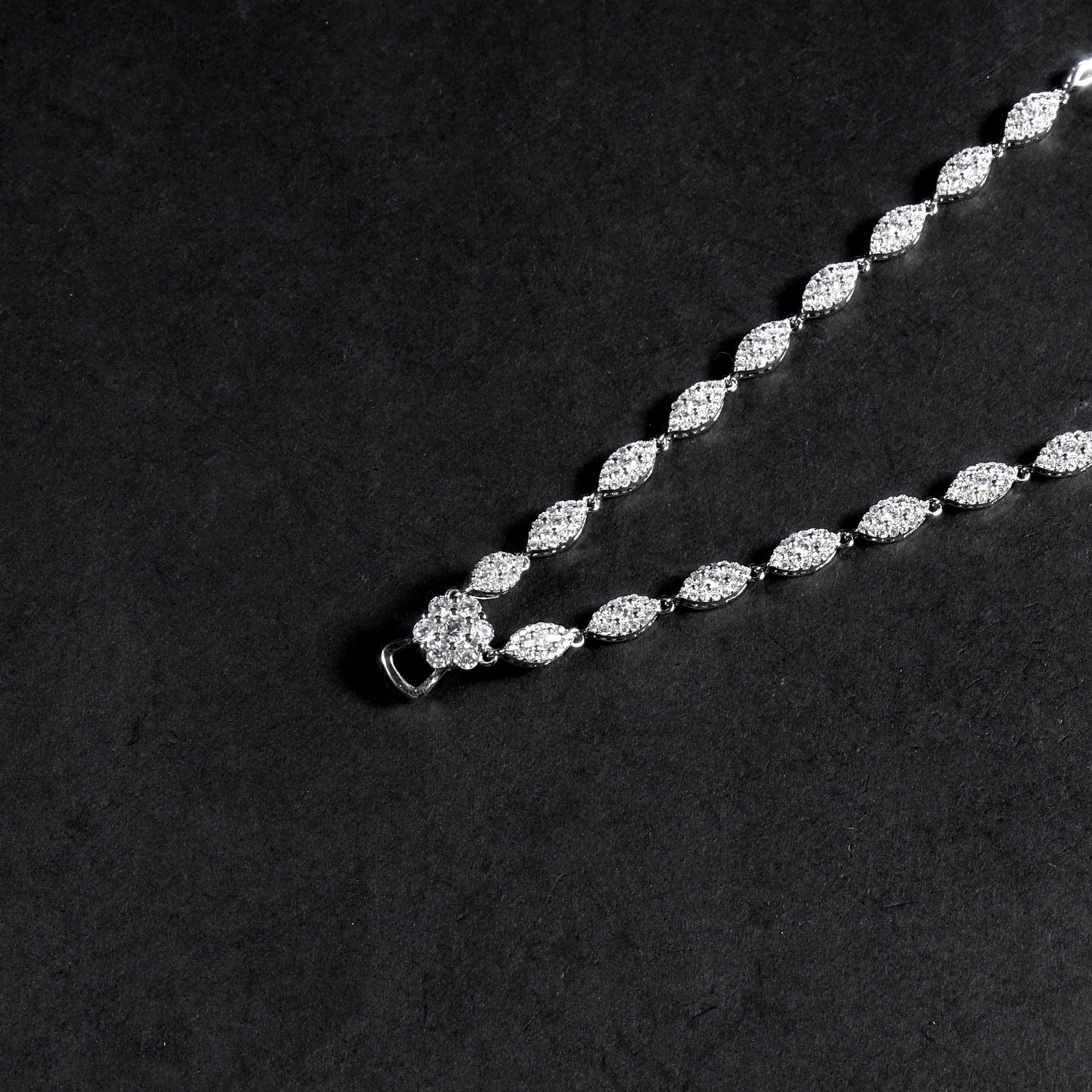 Sparkly White Zircon Chain with A Hook to Match with Any Pendant